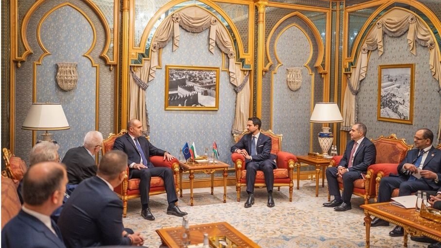 1020252822947275413012 (1)